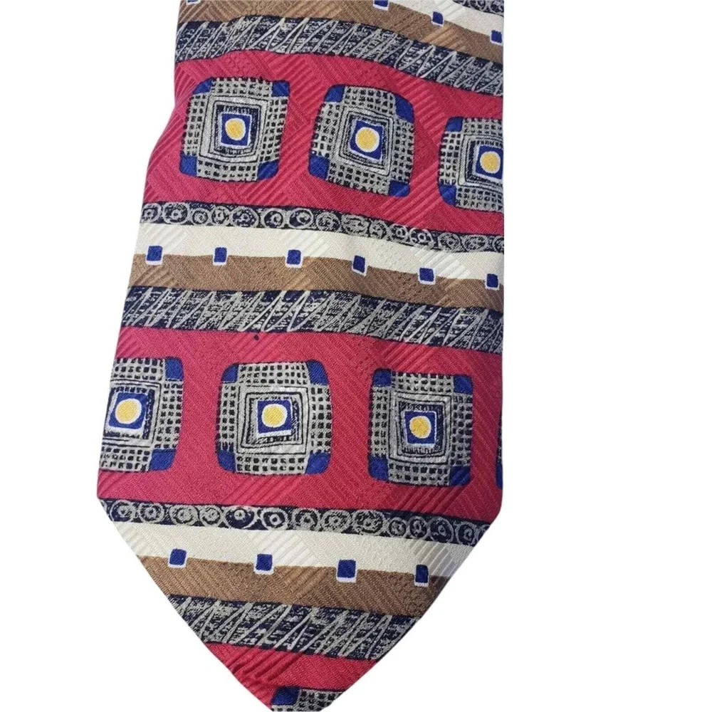 Robert Talbott Studio 100% Silk Hand Sewn Geometric Pattern Tie Made in‎ USA
